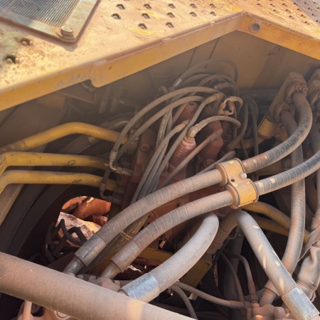 柳工CLG970E履带式挖掘机