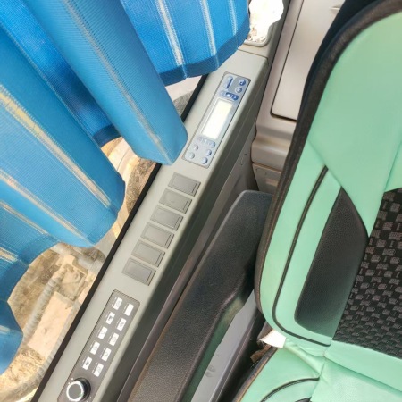 徐工XE200DA履带式挖掘机