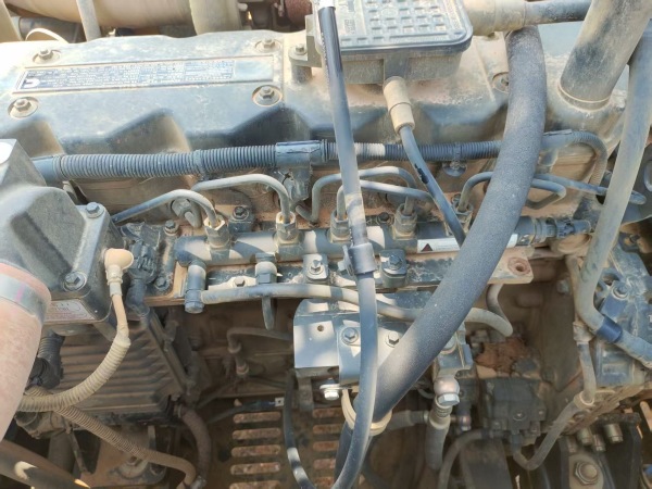 徐工XE200DA履帶式挖掘機(jī)