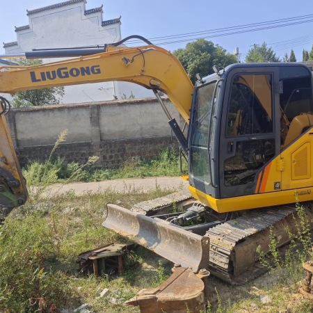 柳工CLG9075E履带式挖掘机