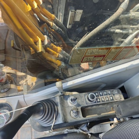 柳工CLG9075E履带式挖掘机