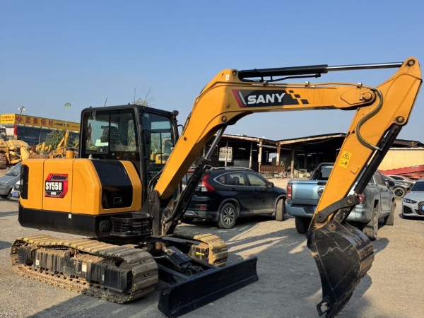 三一重工SY55U履帶式挖掘機(jī)