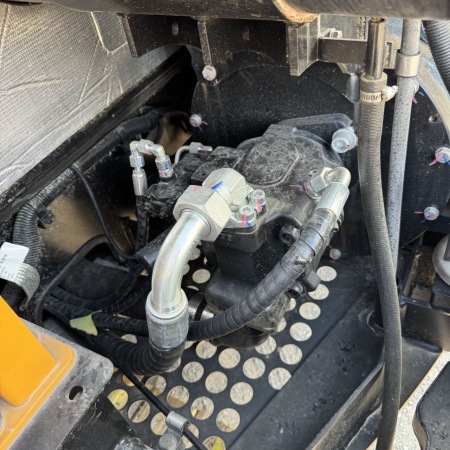 三一重工SY55U履带式挖掘机