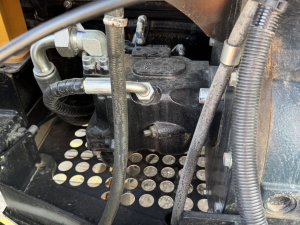 三一重工SY55U履帶式挖掘機(jī)