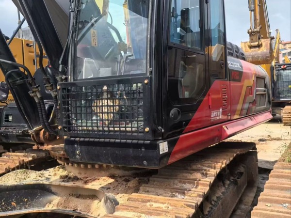 徐工XE380DK MAX履帶式挖掘機