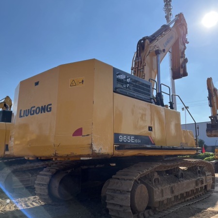 柳工CLG970E履带式挖掘机