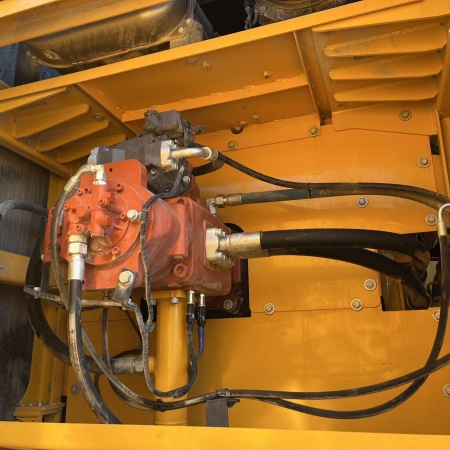 柳工CLG970E履带式挖掘机