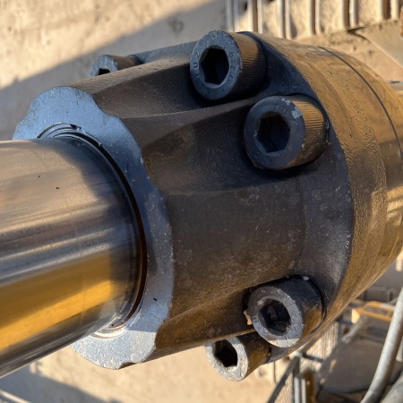 柳工CLG970E履带式挖掘机