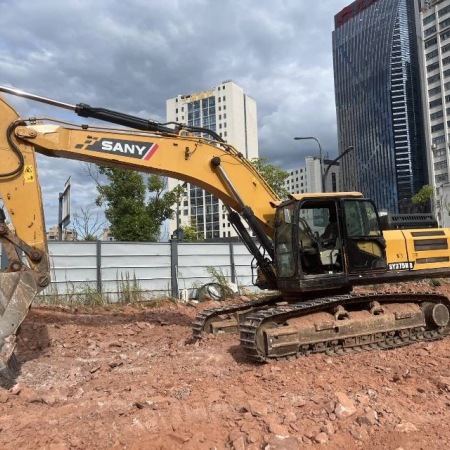 三一重工SY375H履带式挖掘机