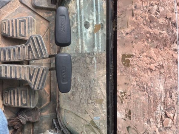 三一重工SY375H履帶式挖掘機