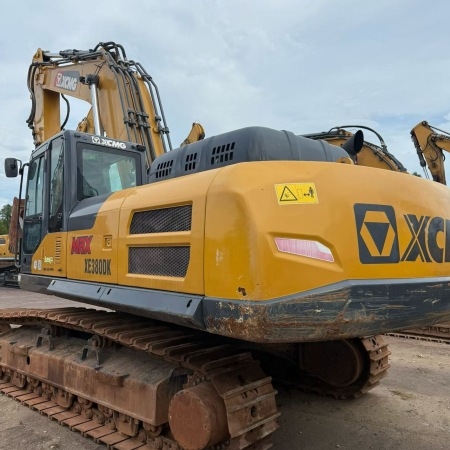 徐工XE380DK MAX履带式挖掘机