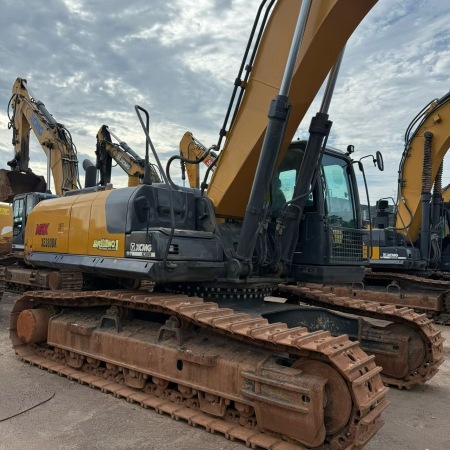 徐工XE380DK MAX履带式挖掘机