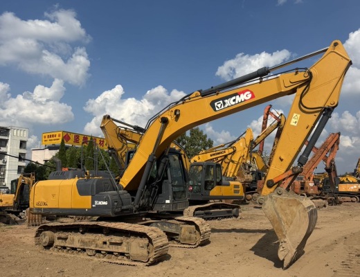 徐工XE200DA履带式挖掘机