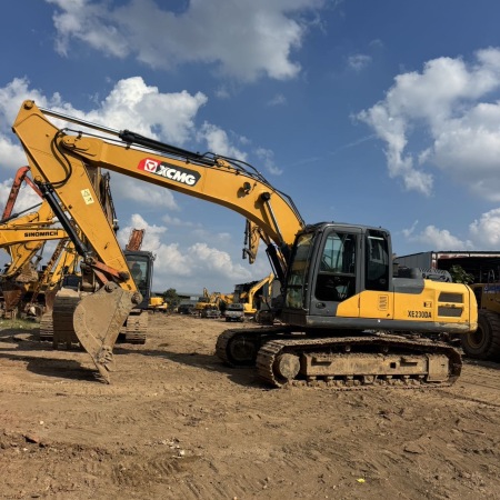 徐工XE200DA履带式挖掘机