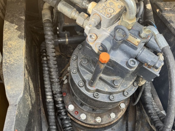 徐工XE200DA履帶式挖掘機(jī)