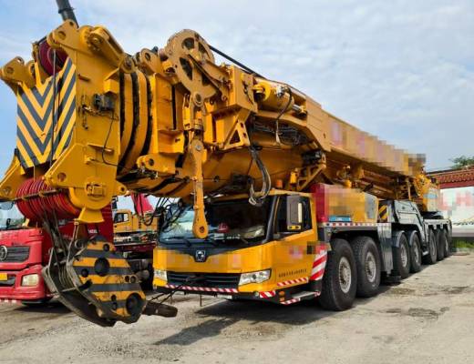 徐工XCA550全地面起重机