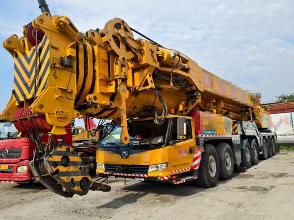 徐工XCA550全地面起重機(jī)