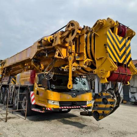 徐工XCA550全地面起重机