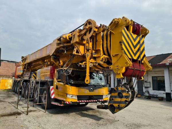 徐工XCA550全地面起重機(jī)