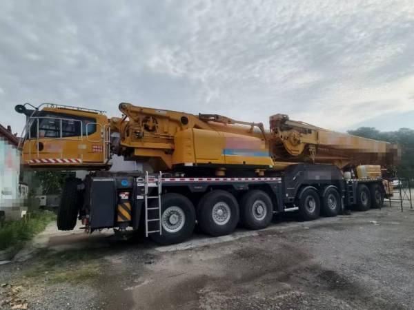 徐工XCA550全地面起重機(jī)