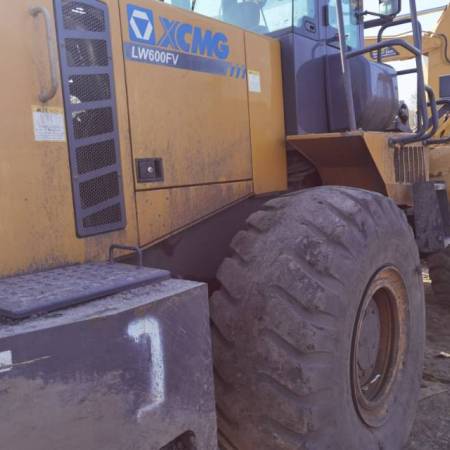 徐工LW600FV轮式装载机