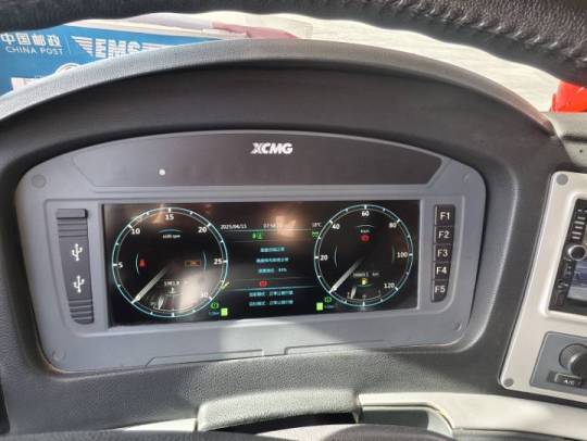 徐工XCA750全路面汽車起重機(jī)