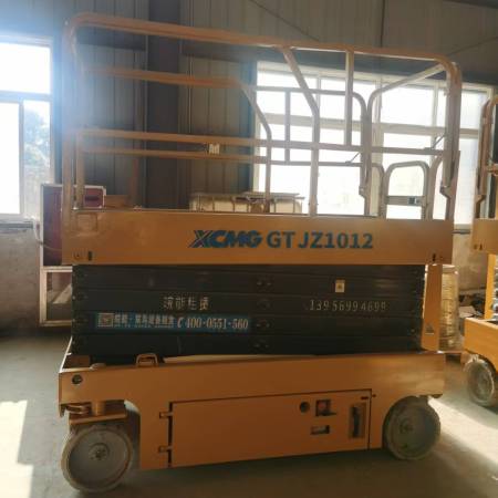 徐工GTJZ1012剪叉式高空作业平台