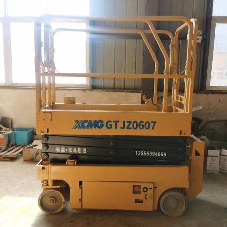 徐工GTJZ0607剪叉式高空作业平台