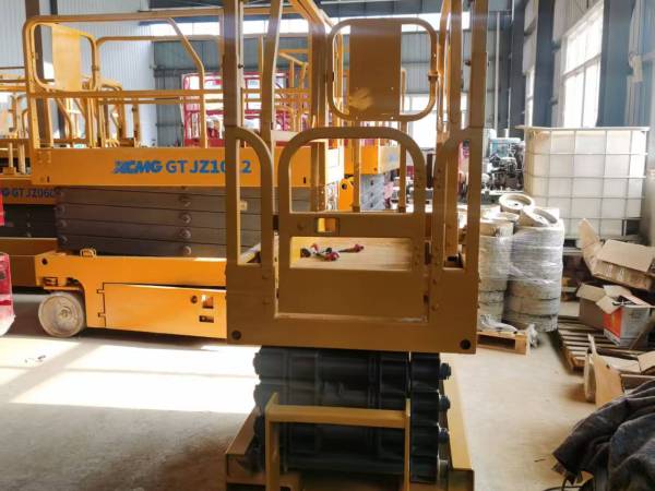 徐工GTJZ0607剪叉式高空作業(yè)平臺