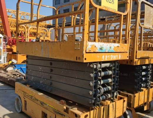 徐工GTJZ1212剪叉式高空作业平台