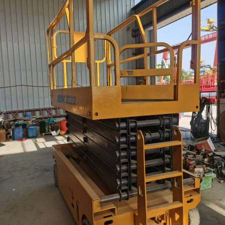 徐工GTJZ1212剪叉式高空作业平台