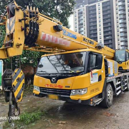 徐工XCT25L5汽车起重机