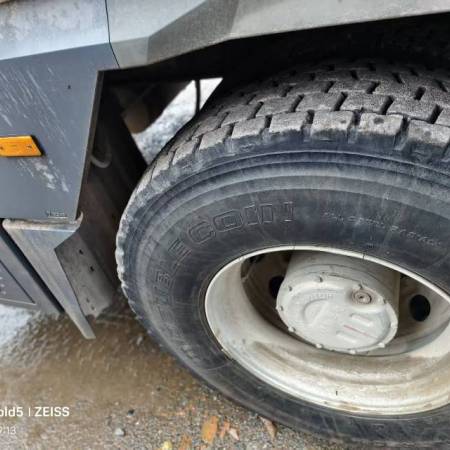 徐工XCT25L5汽车起重机