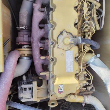 卡特彼勒323履带式挖掘机