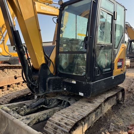 三一重工SY60C履带式挖掘机