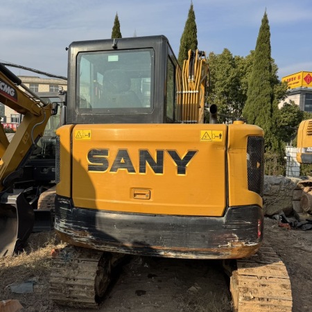 三一重工SY60C履带式挖掘机