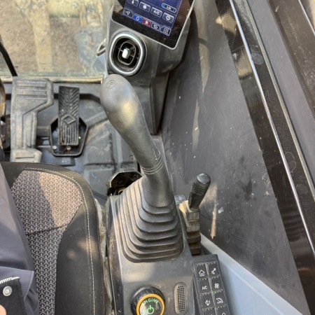 三一重工SY60C履带式挖掘机