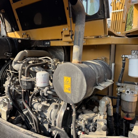 三一重工SY60C履带式挖掘机