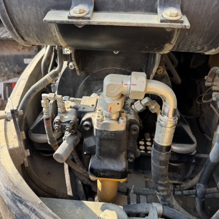 三一重工SY60C履带式挖掘机