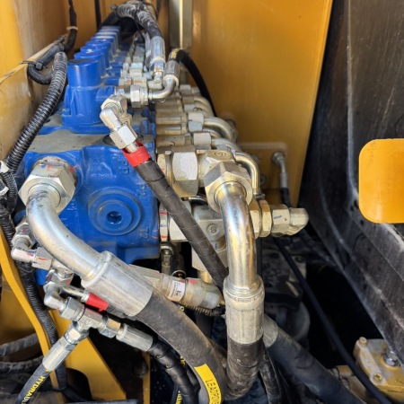 三一重工SY60C履带式挖掘机