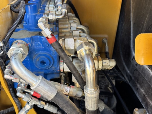 三一重工SY60C履帶式挖掘機(jī)