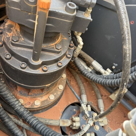 徐工XE200DA履带式挖掘机