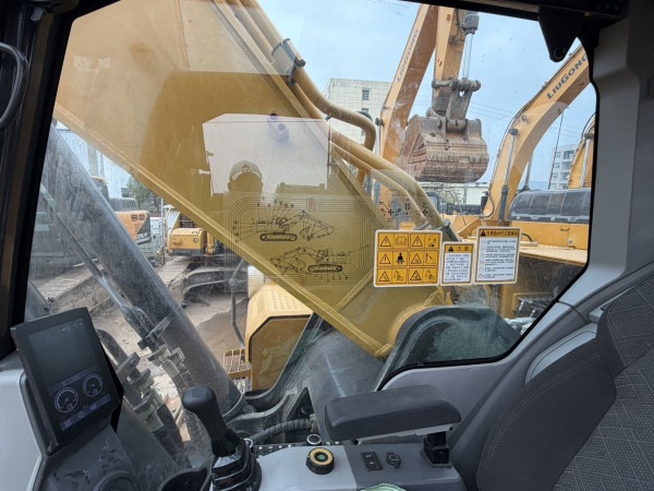 徐工XE380G POR履帶式挖掘機