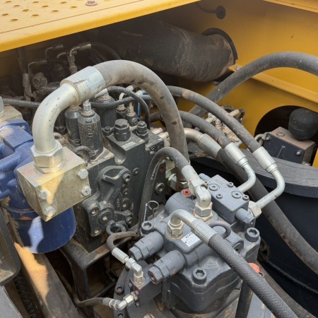 徐工XE380DK MAX履带式挖掘机