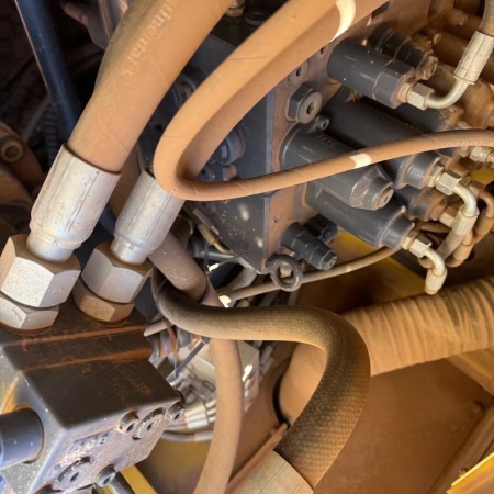 徐工XE200DA履带式挖掘机