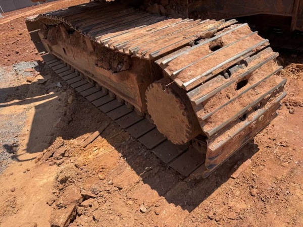 徐工XE200DA履帶式挖掘機(jī)