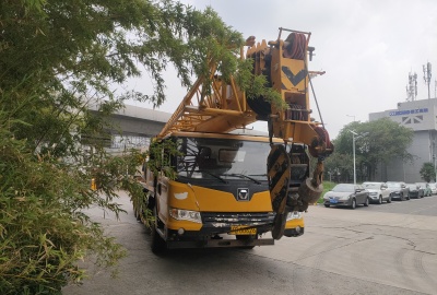 徐工XCT25L5汽车起重机