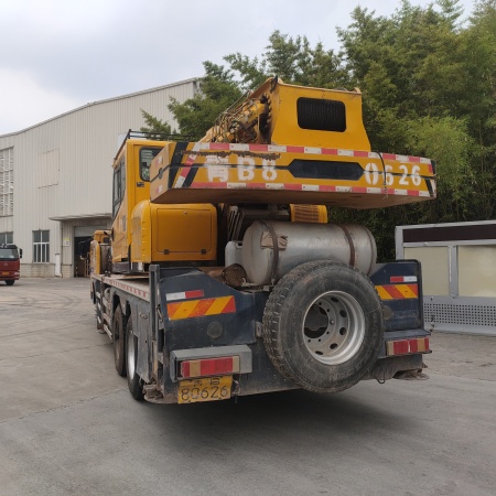 徐工XCT25L5汽车起重机