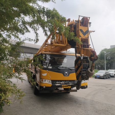 徐工XCT25L5汽车起重机