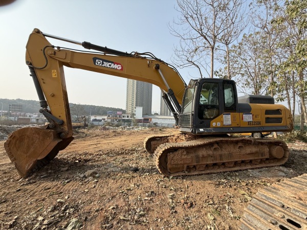 徐工XE335DK MAX履帶式挖掘機